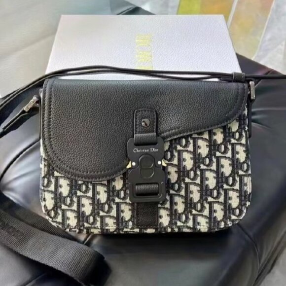 DIOR Saddle Messenger Bag Crossbody Shoulder Bag - Picture 1 of 6